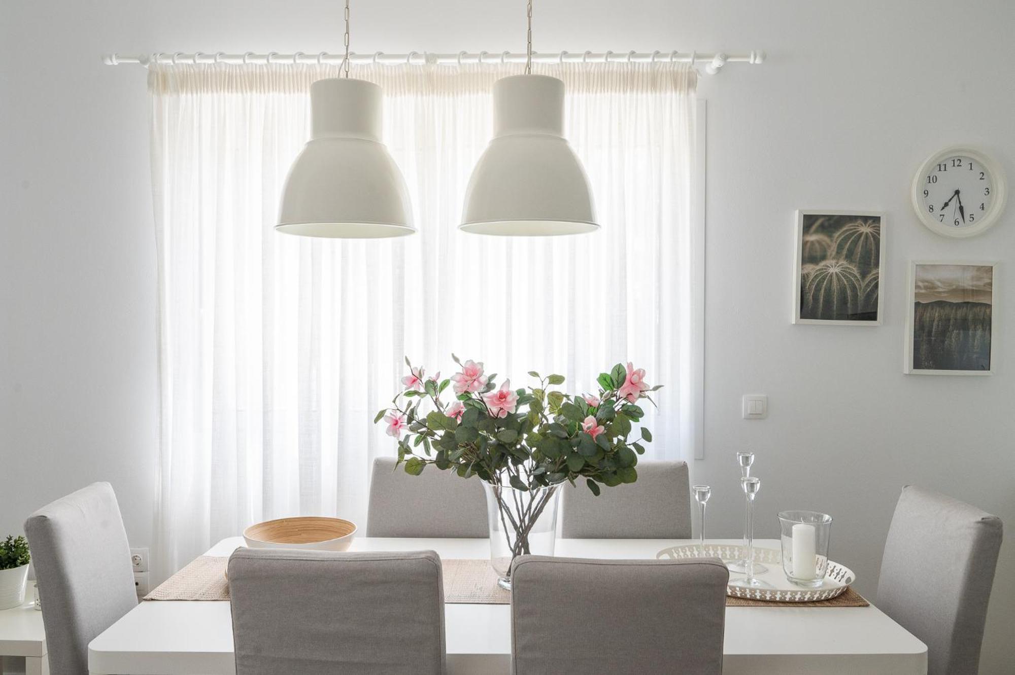 Pouletis Family Apartments - Akroyali Seaview Getaways كالاماتا الغرفة الصورة